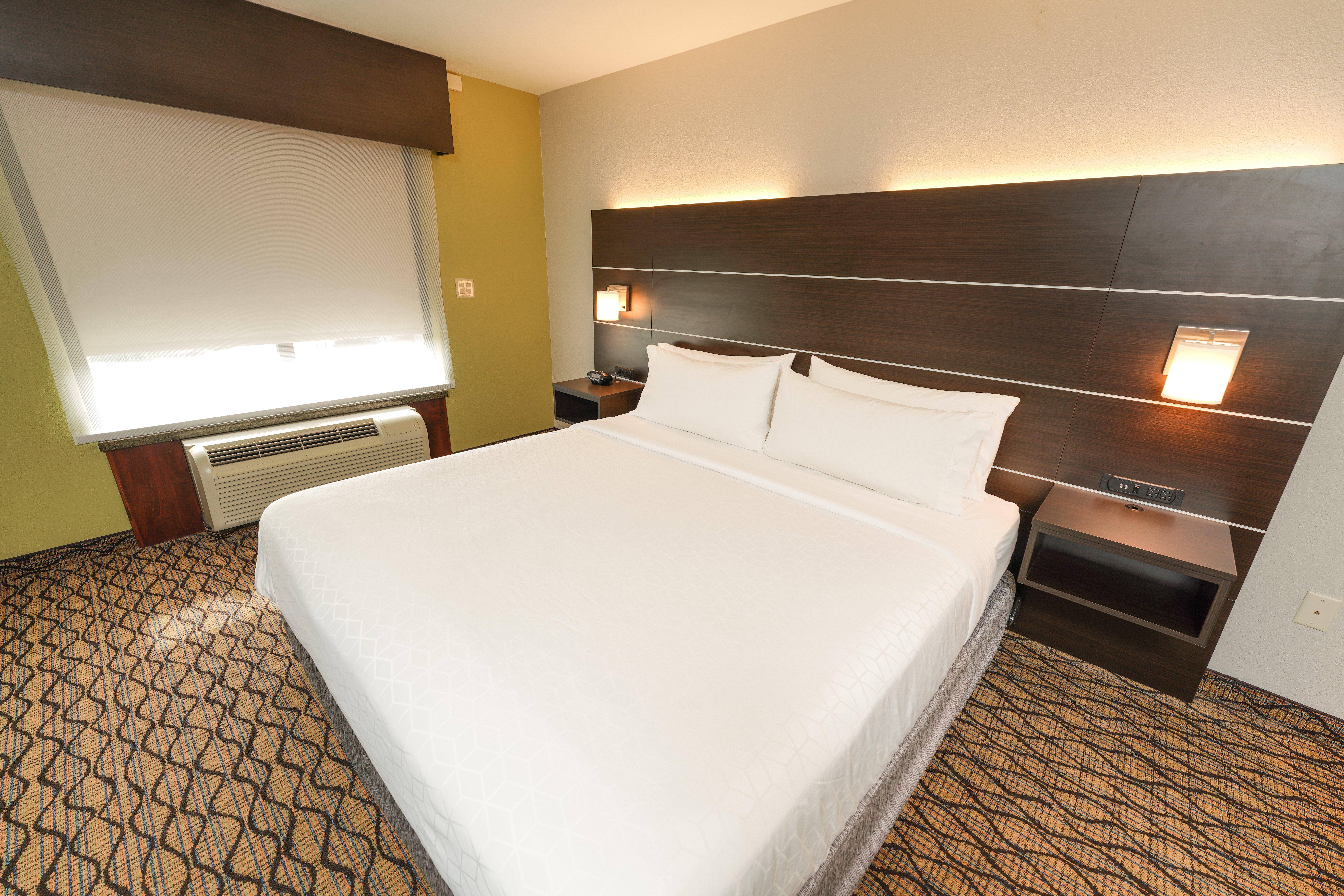 Holiday Inn Express And Suites Springfield Medical District By Ihg Exterior foto
