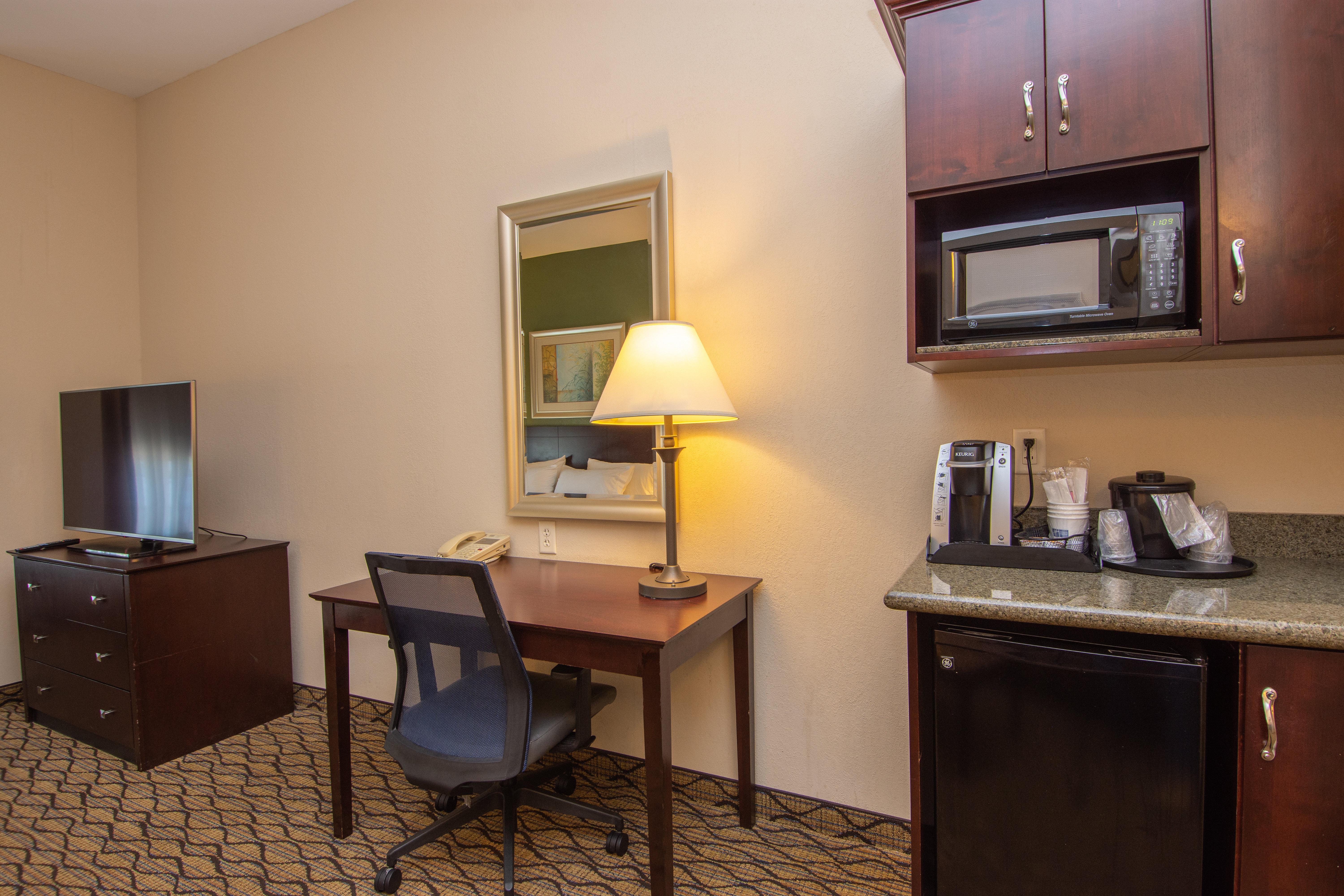 Holiday Inn Express And Suites Springfield Medical District By Ihg Exterior foto